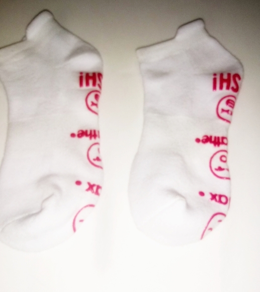 Labor and Delivery Socks - Baby Shower Gift for mom to be - Picture 5 of 12